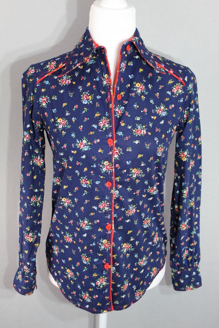 Vintage Mark Hober Inc Western Floral Button Up Shirt Womens Small Long Sleeve